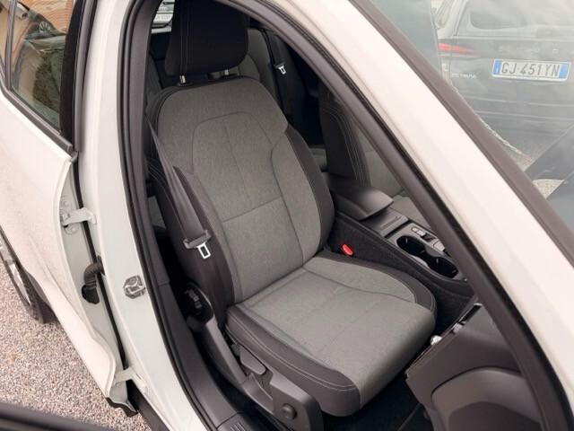 Volvo XC40 1.5 t3 163 cv Momentum Pro Automatica