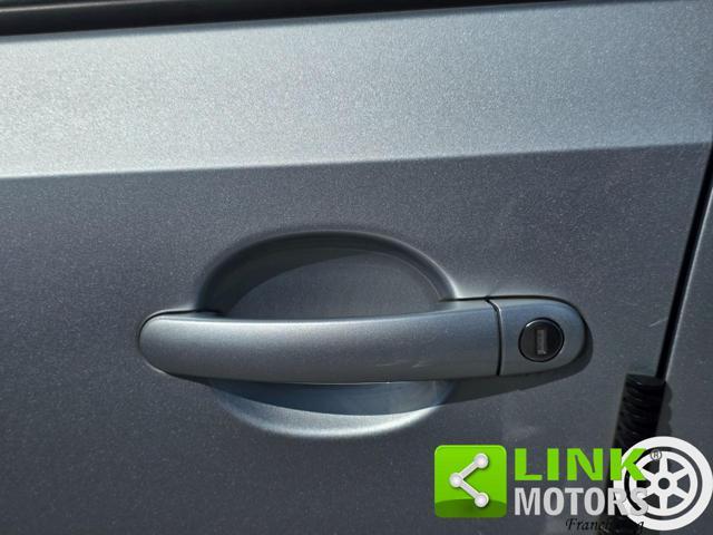 VOLKSWAGEN up! 1.0 Move