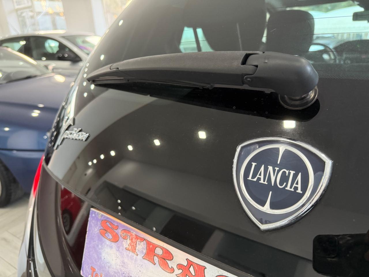 Lancia Ypsilon 1.3MJT95cv Platinum+TETTO APRIBILE2014