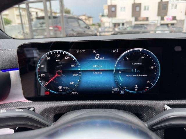 MERCEDES-BENZ CLA 200 Shooting Brake d Premium Edition