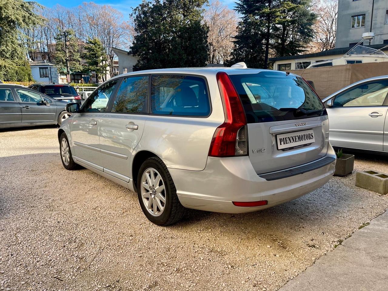 Volvo V50 2.0 D Momentum RESTYLING CINGHIA SOSTITUITA