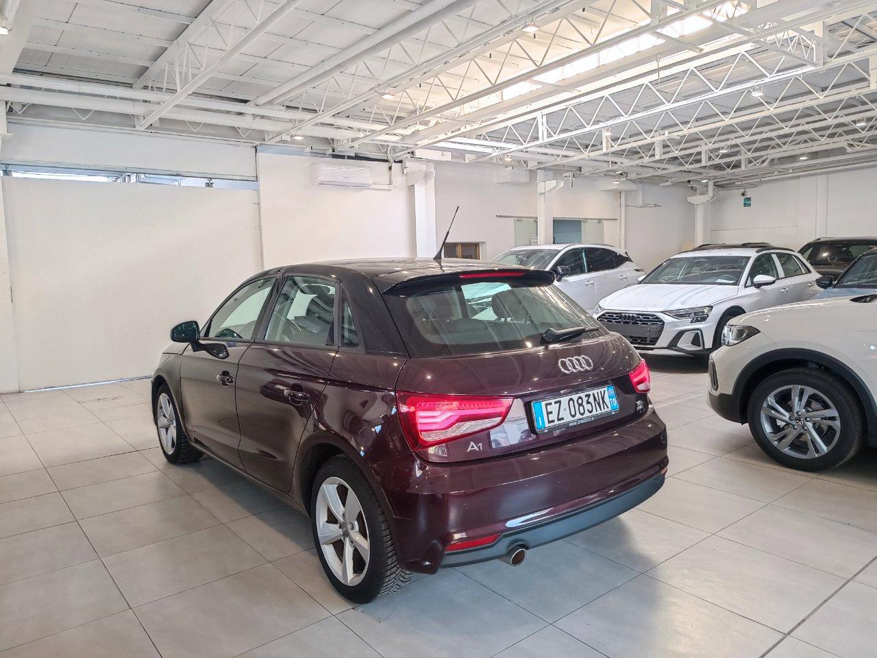 Audi A1 Sportback 1.4 tdi Metal s-tronic