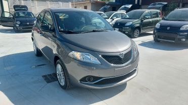 Lancia Ypsilon 1.2 69 CV 5 porte 2017