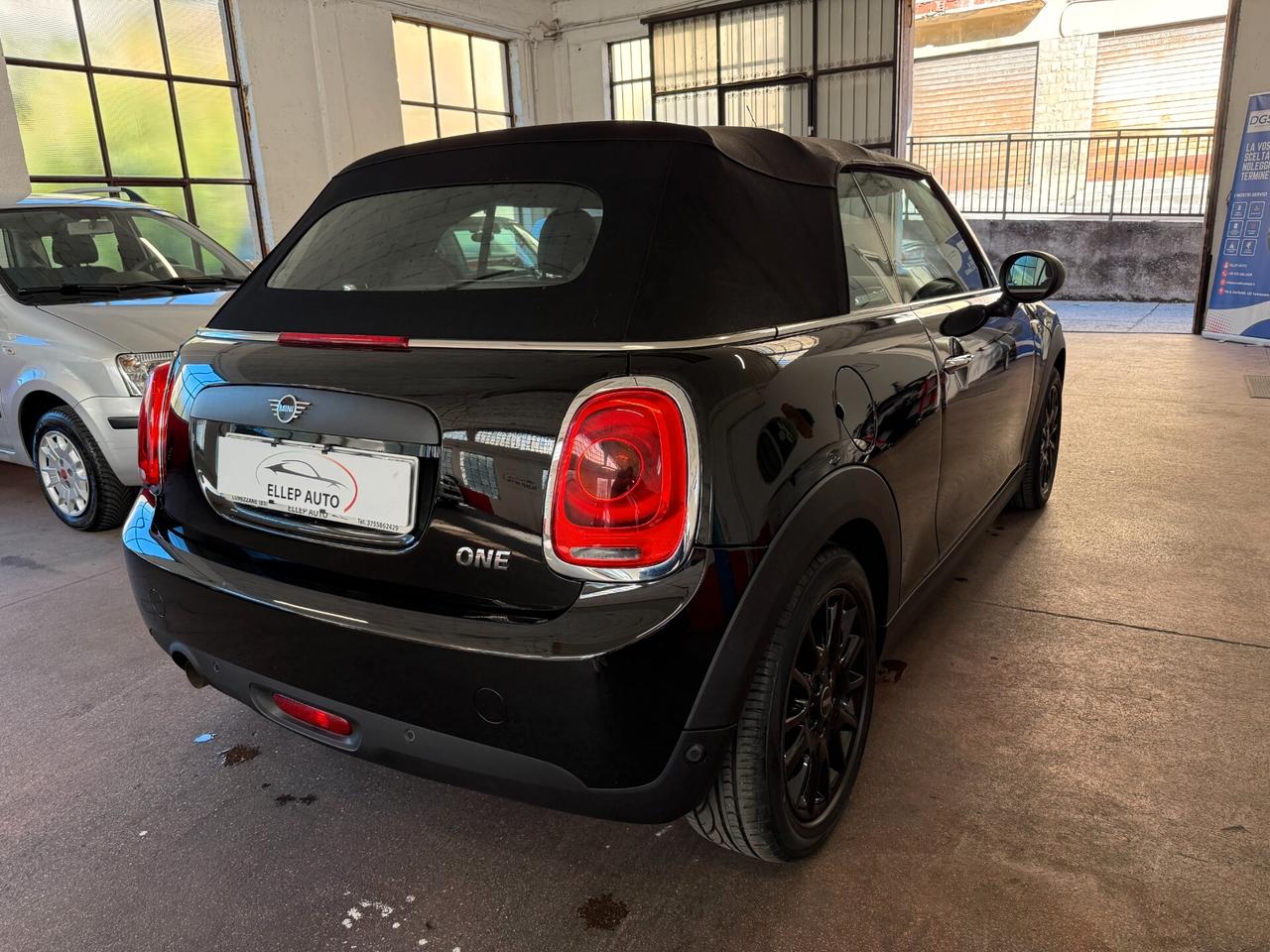 Mini One Cabrio 1.5 - SERVICE MINI