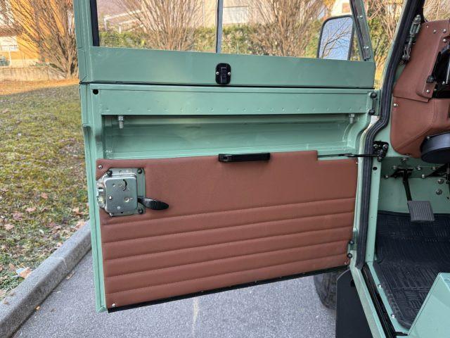 LAND ROVER Defender 300 TDI SOFT TOP 6 POSTI RESTAURO TOTALE