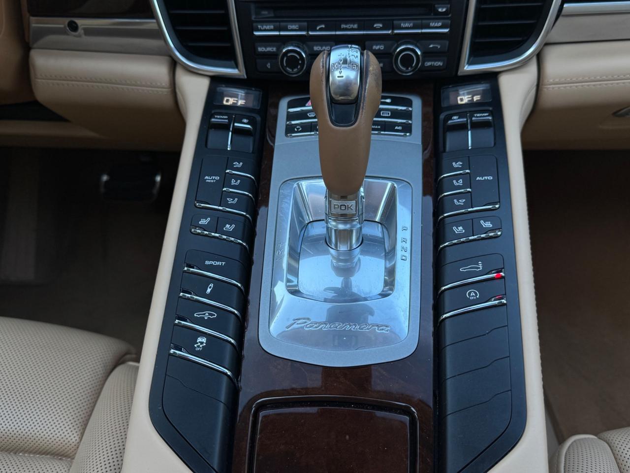 Porsche Panamera 4.8 Turbo – 2010 – 500 CV – Nero