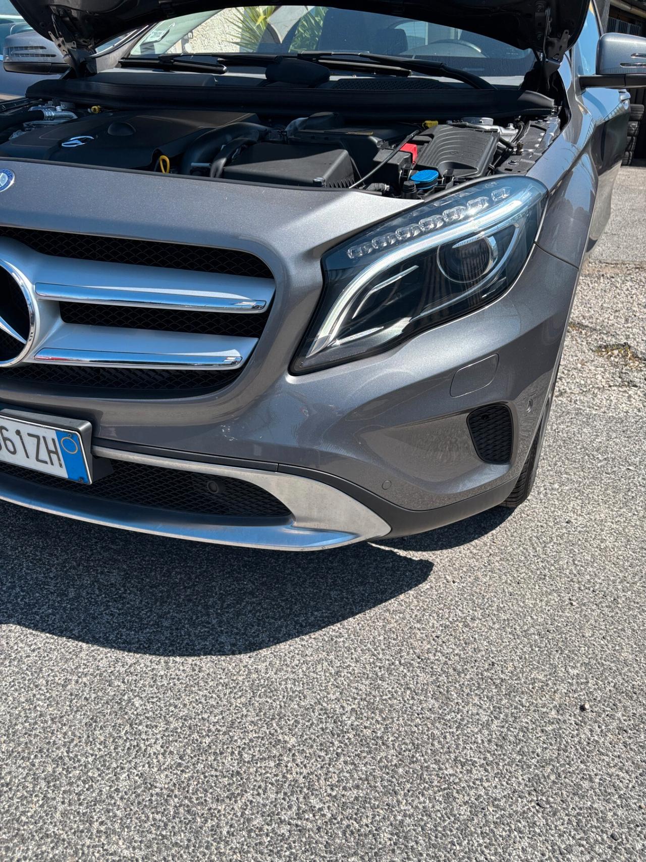 Mercedes-benz GLA 200 d Automatic Premium