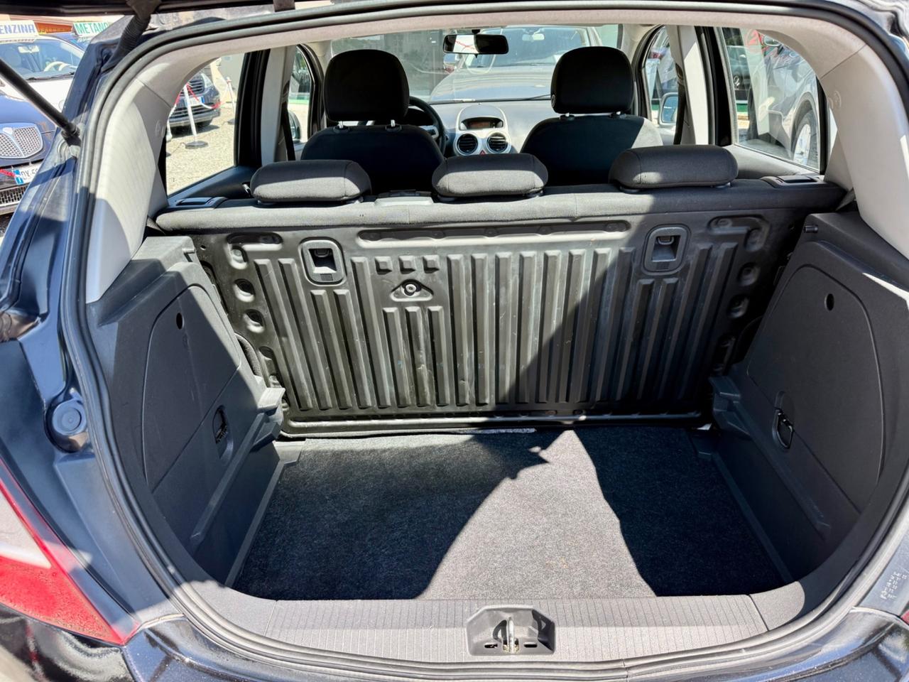 Opel Corsa 1.2 5 porte Ok Neopatentati