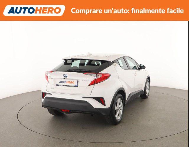 TOYOTA C-HR 1.8 Hybrid E-CVT Active