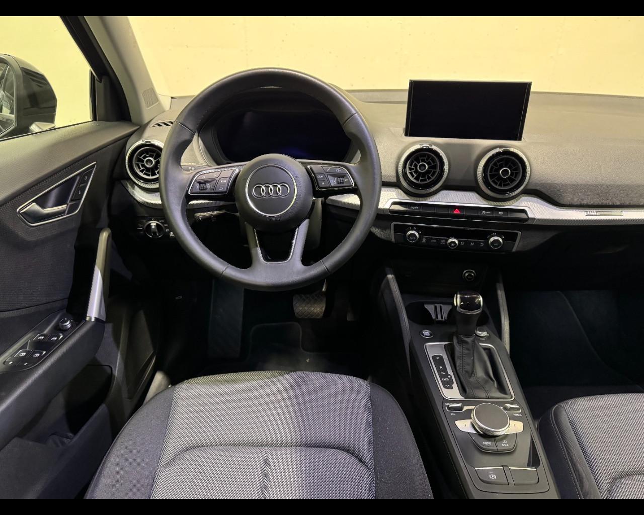 AUDI Q2 35 TFSI -TRONIC S LINE EDITION