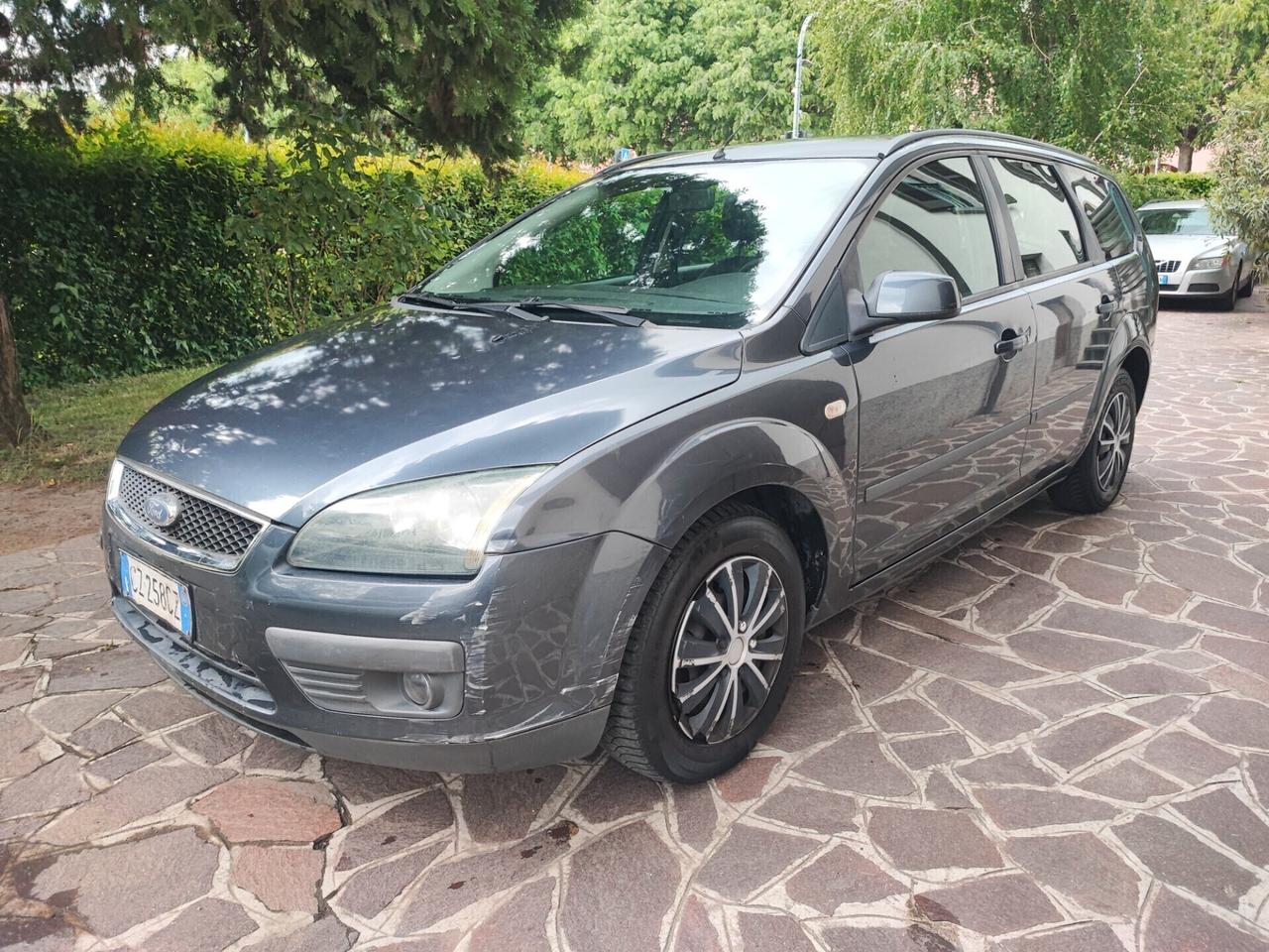Ford Focus 1.6 TDCi 90 CV station wagon neopatentati