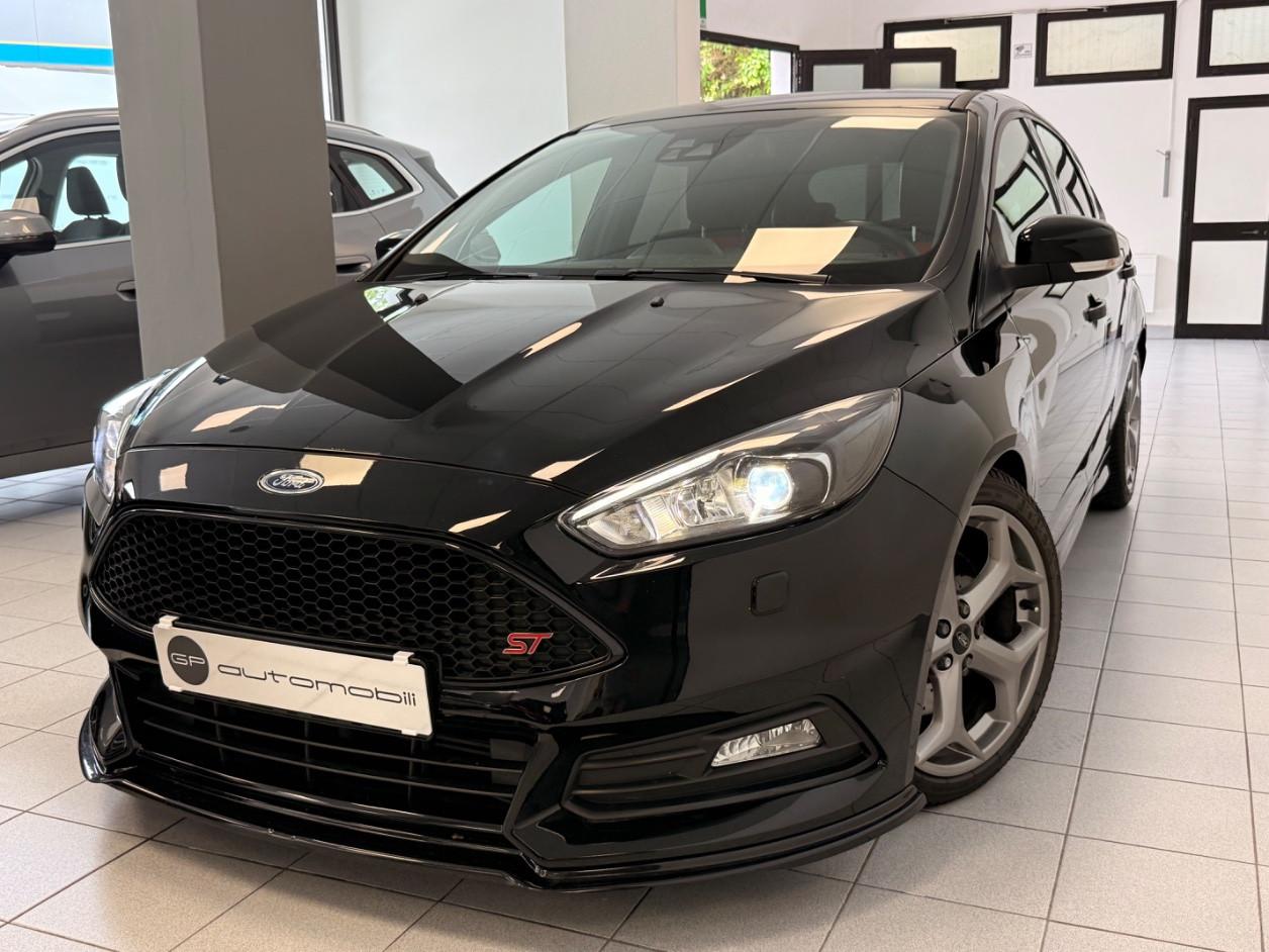 Ford FOCUS ST 2.0 250CV MANUALE