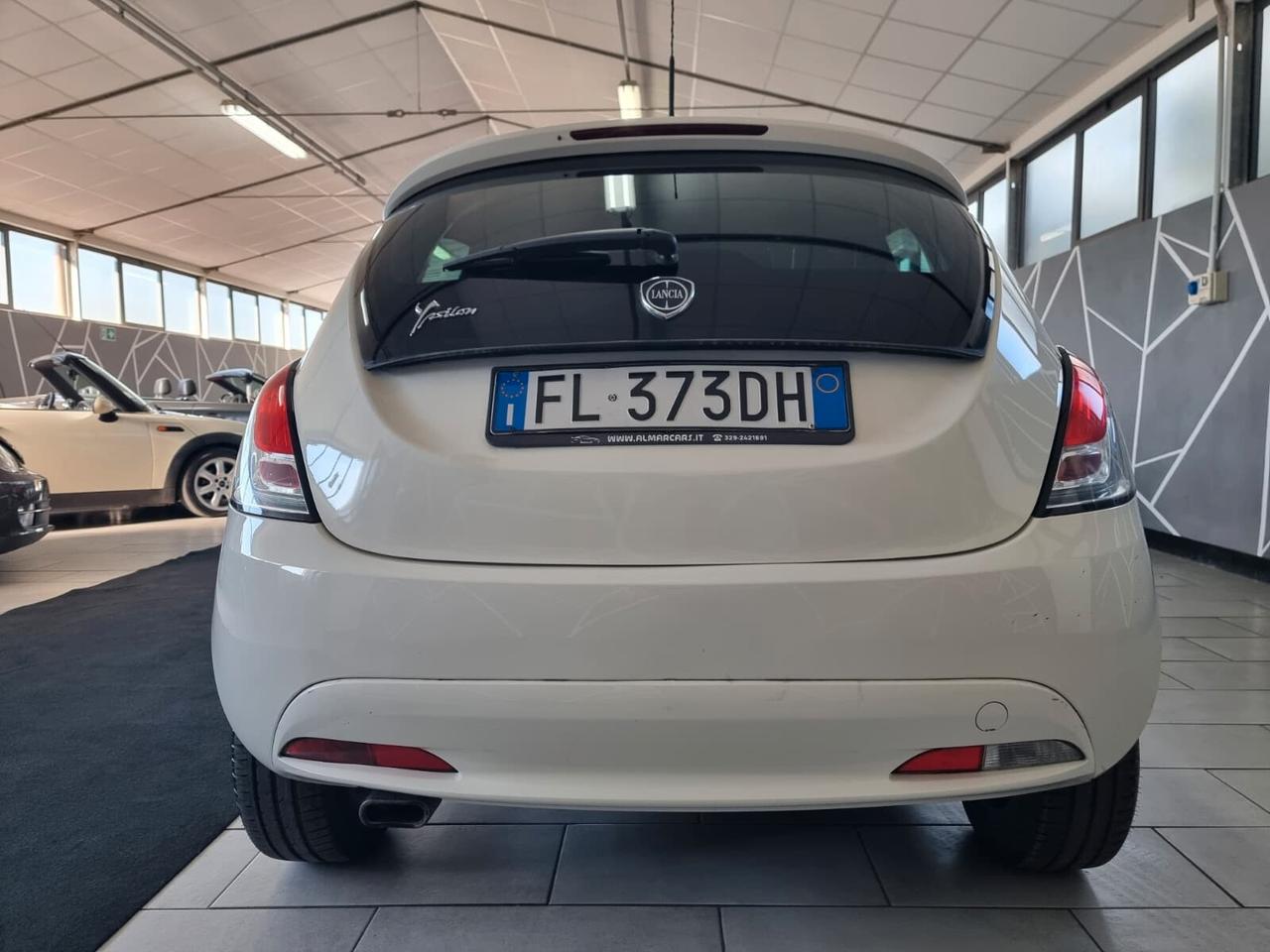 Lancia - Ypsilon1.2 Platinum 69cv my16 GPL NEOPATENTATI
