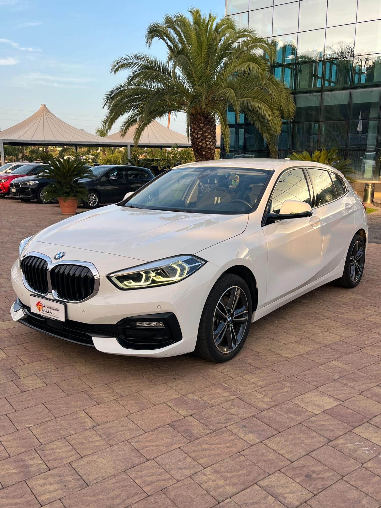 Bmw 116 116d 5p. Msport