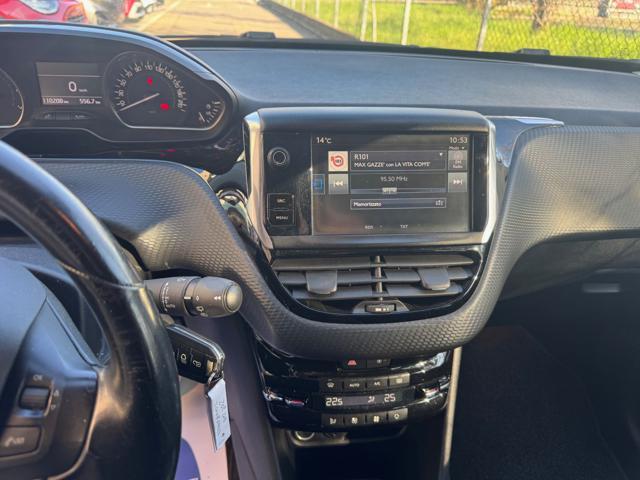 PEUGEOT 208 PureTech 82CV 5 porte Allure + RETROC.