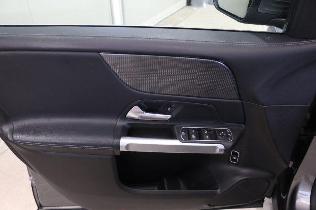 MERCEDES-BENZ GLB 180 d Automatic Sport "" 18" / AUTOMATICA ""SERVICE""