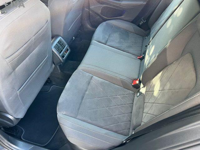 VOLKSWAGEN Golf 2.0 TDI DSG