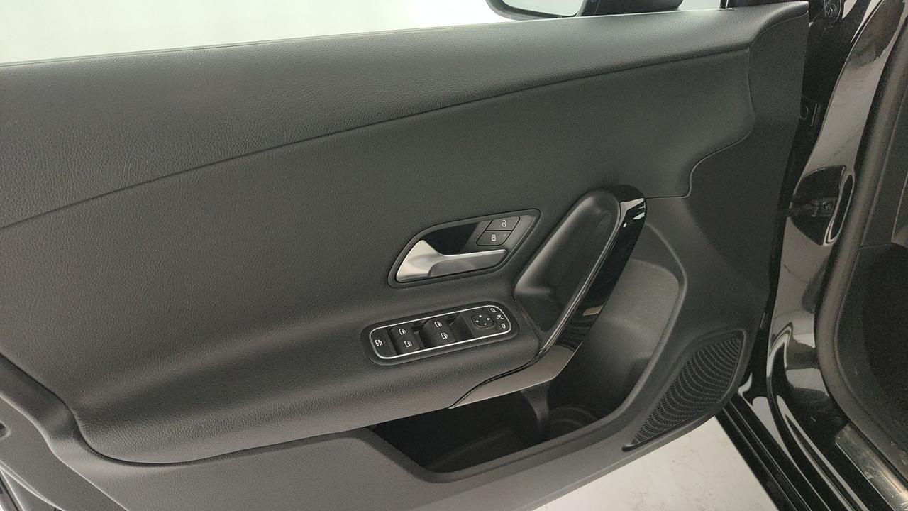 Mercedes-Benz Classe A - W177 2018 - A 160 d Business