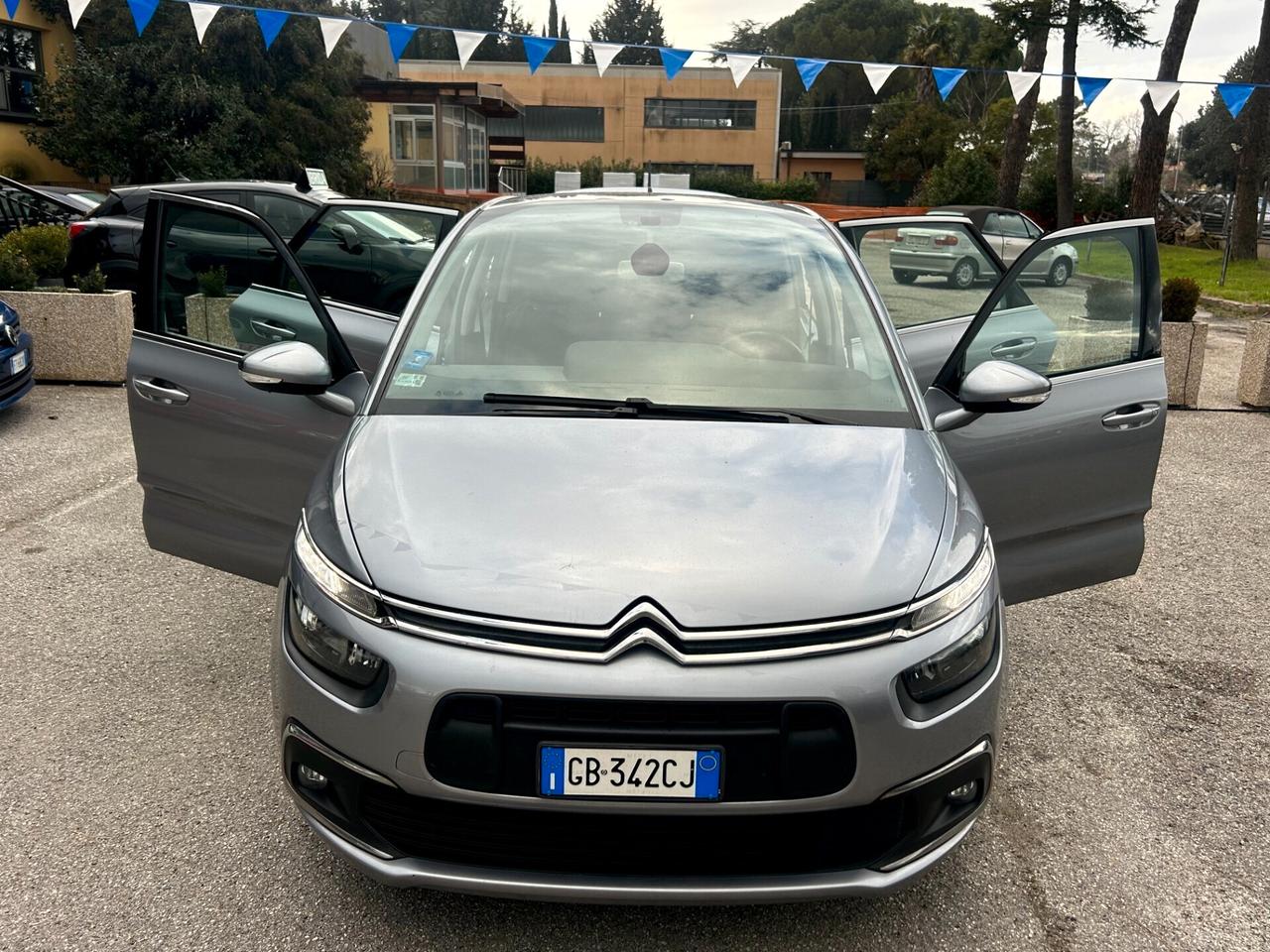 " IMMACOLATA " Citroen C4 SpaceTourer BlueHDi 130 Feel