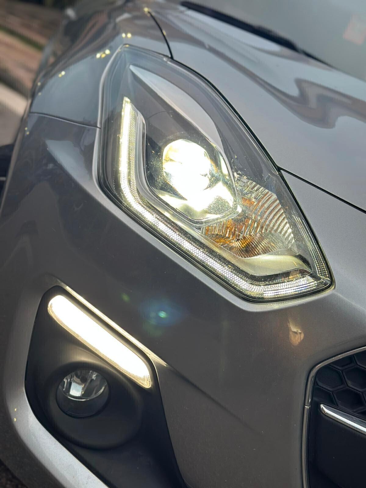 Suzuki Swift 1.2 Hybrid Top