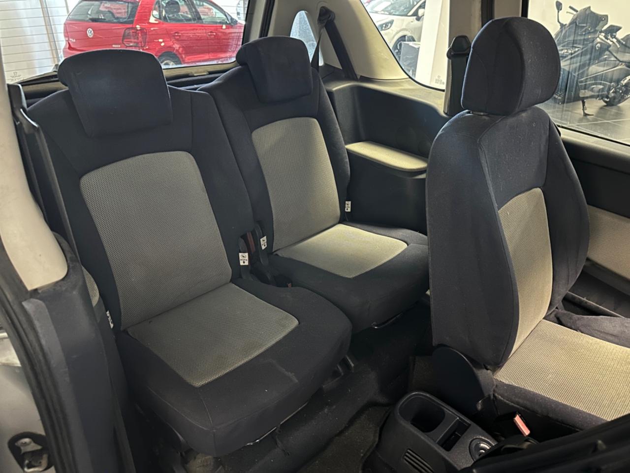 PEUGEOT 1007 SPORT 1.4 HDI 68CV DIESEL