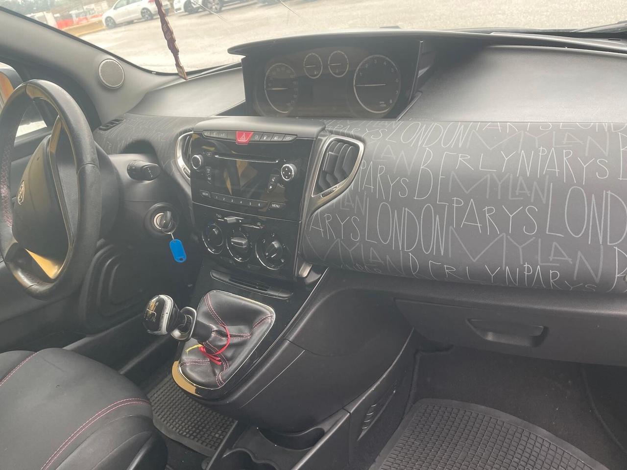 Lancia Ypsilon 1.2 69 CV 5 porte GPL Ecochic Elefantino