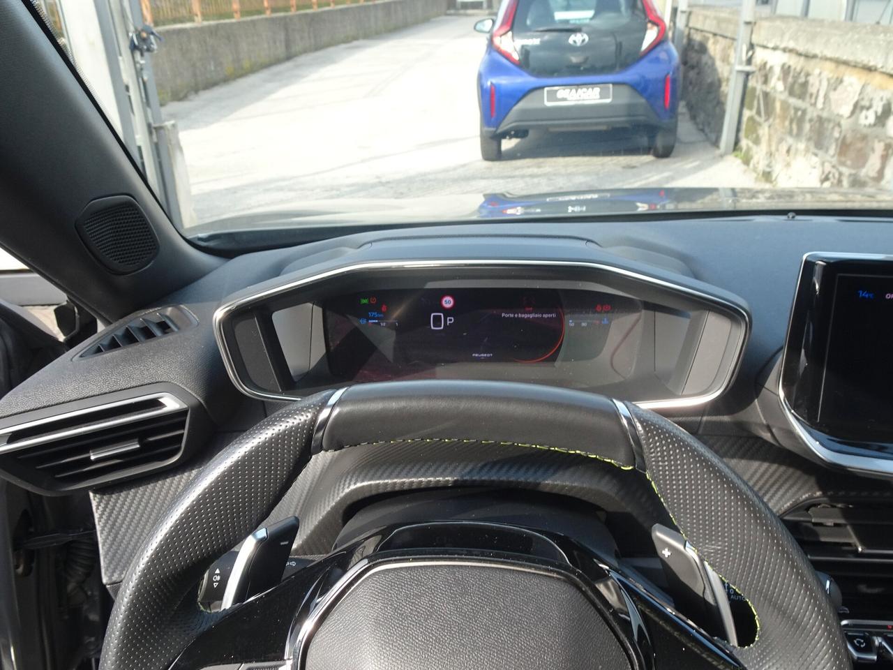 Peugeot 2008 BlueHDi 130 GT