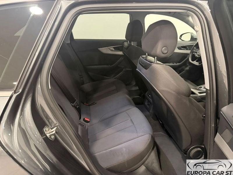 Audi A4 2.0 30 TDI 136cv S TRONIC