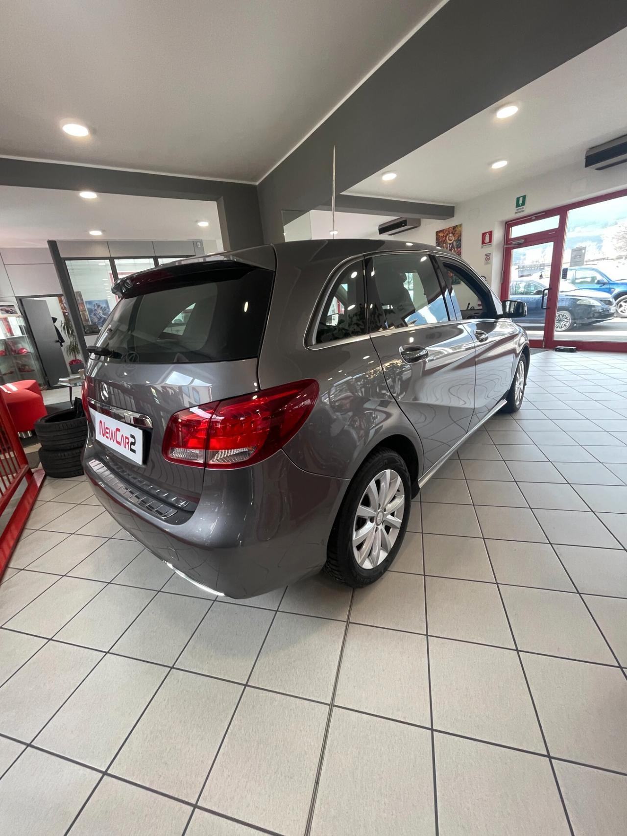 MERCEDES-BENZ B 180 d PREMIUM KM 82.000