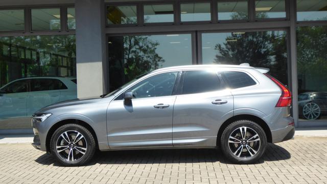 VOLVO XC60 B4 (d) AWD Geartronic Momentum