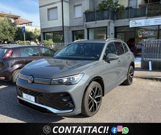 Volkswagen Tiguan VOLKSWAGEN TIGUAN 2.0 TDi R-LINE