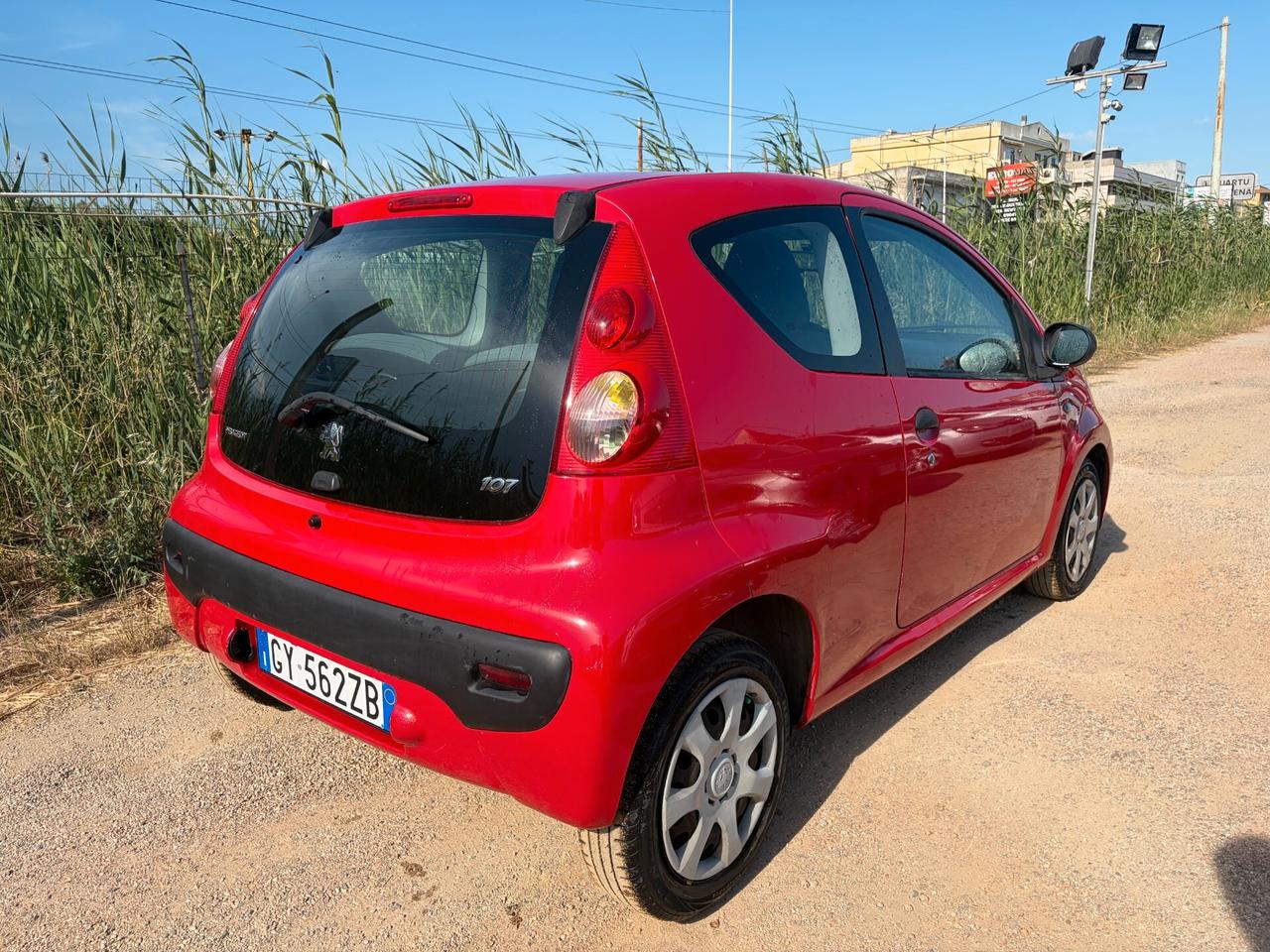 PEUGEOT 107 1.0 68CV 158.000KM ANNO 2011 ADATTA NEOPATENTATI