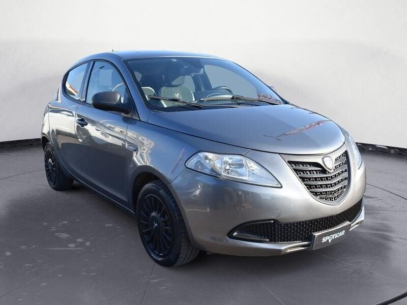 Lancia Ypsilon Ypsilon 1.2 8v Gold ecochic Gpl 69cv