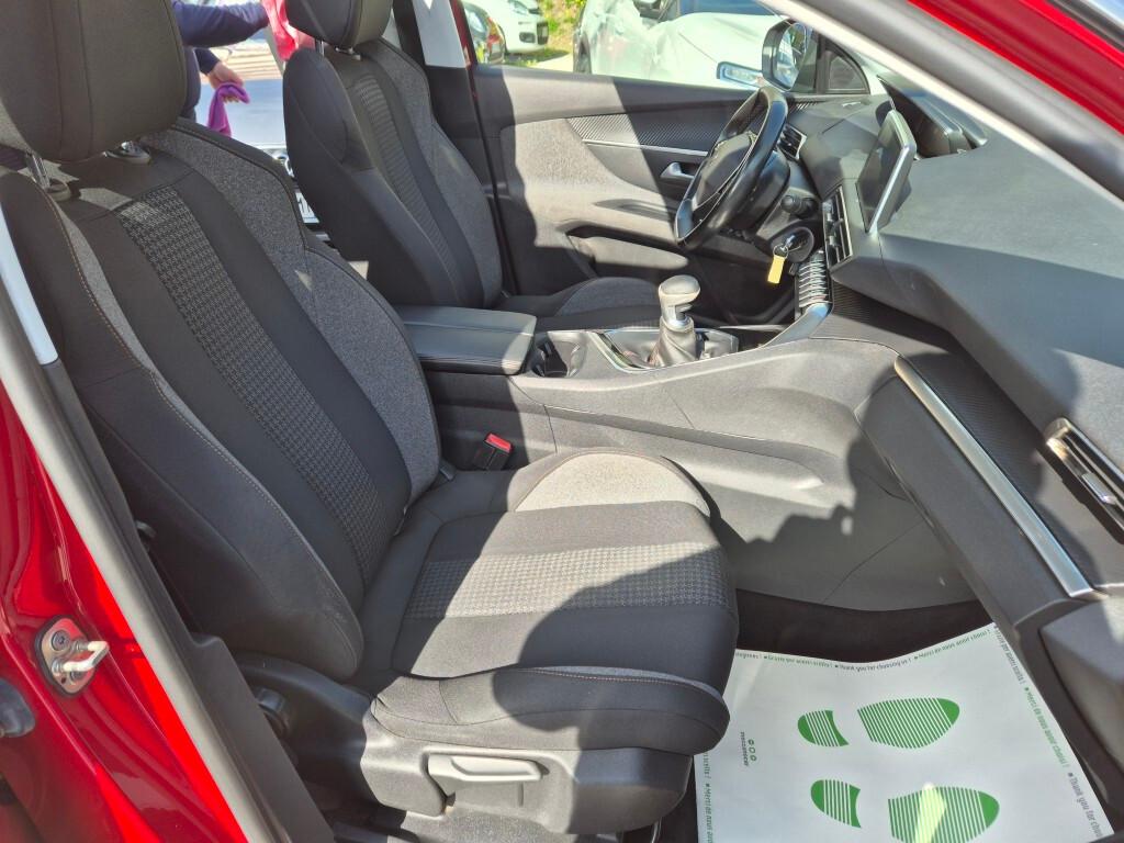 Peugeot 3008 BlueHDi 130CV N1 AUTOCARRO TETTO