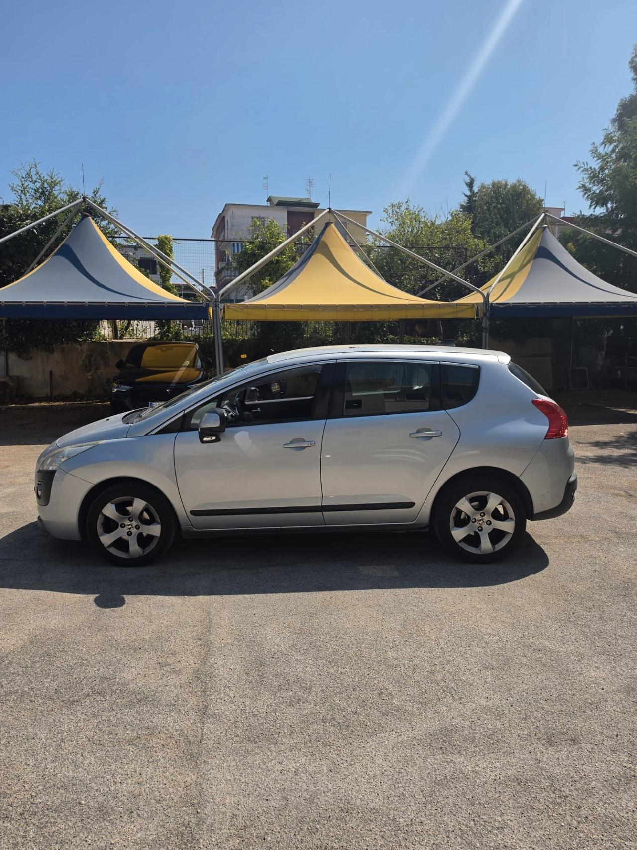 Peugeot 3008 1.6 HDi 115CV Allure