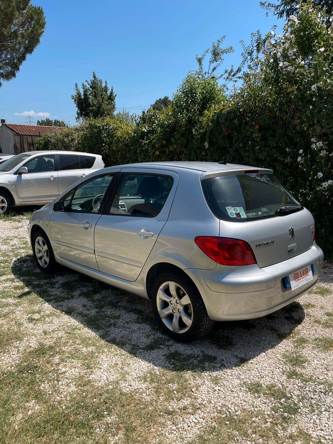 Peugeot 307 1.6 16V HDi 90CV 5p. D-Sign