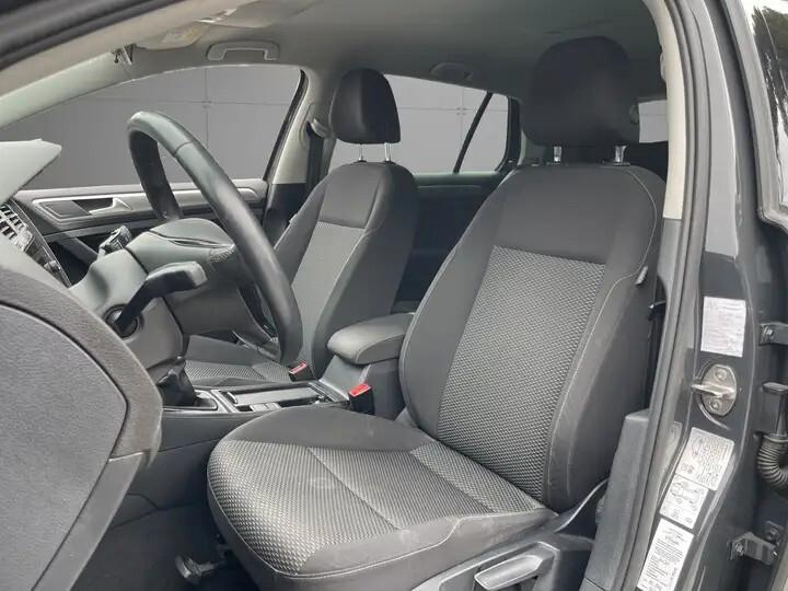 Volkswagen Golf 5p 1.6 tdi Executive 116cv~Unipro~Promo~Finanziamento