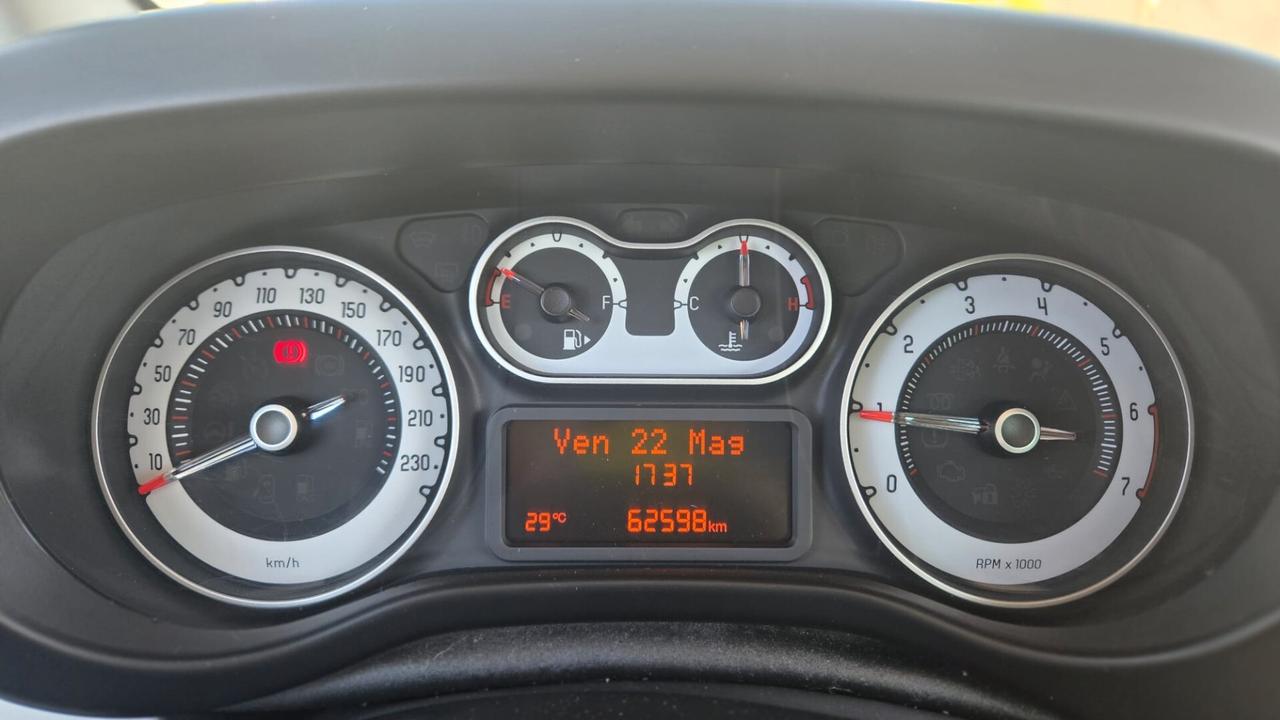 Fiat 500L 1.4 tjt Trekking 120CV Uff Italy Navi USB Pelle