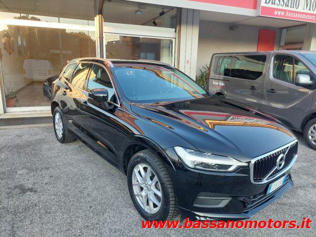 VOLVO XC60 B4 (d) AWD Geartronic Momentum Pro