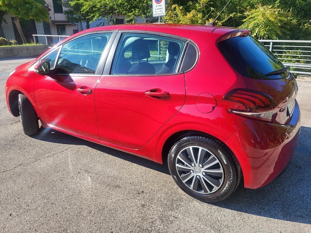 PEUGEOT 208-1,2 GPL-UNICA PROPRIET-3 REVISIONI