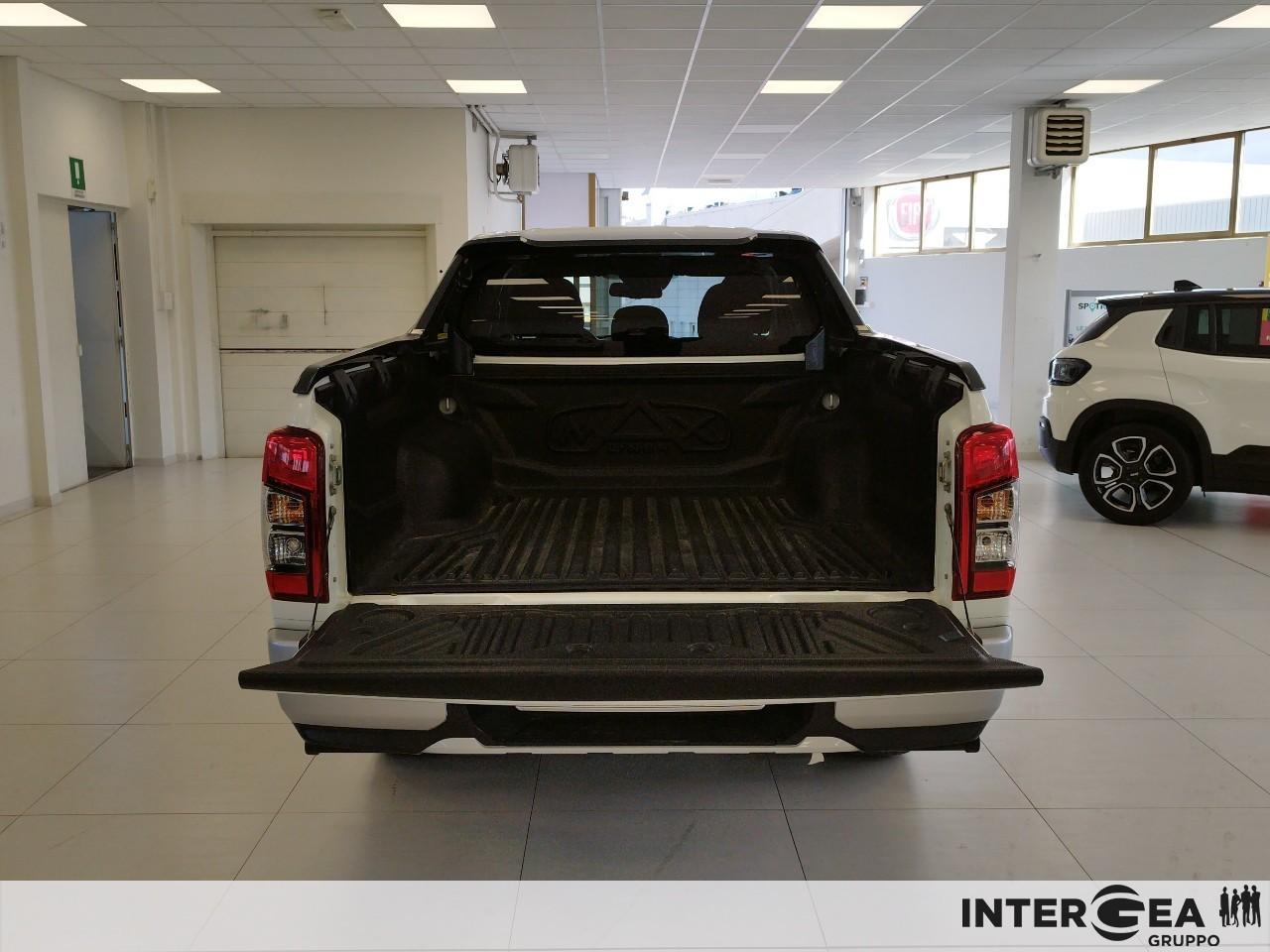 MITSUBISHI L200 d.cab 2.3d Intense 4wd 150cv auto §§