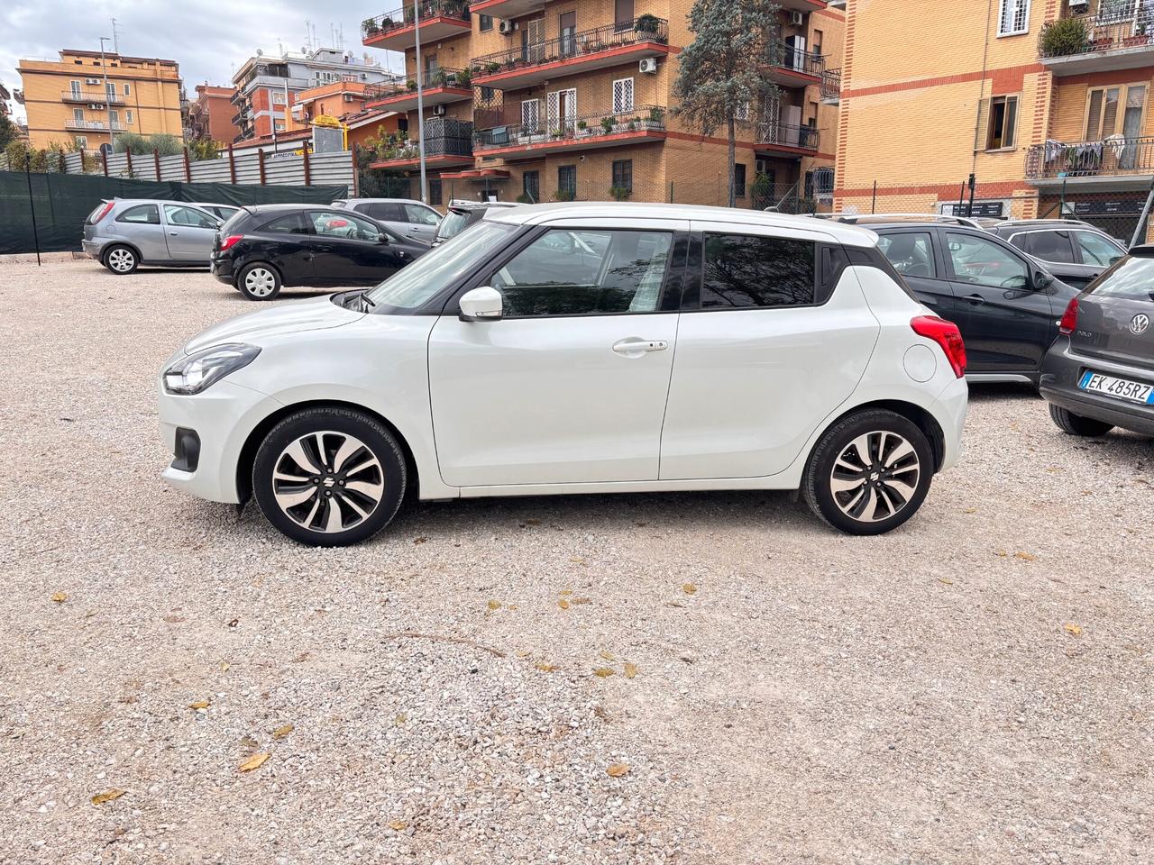 Suzuki Swift 1.2 Hybrid Top