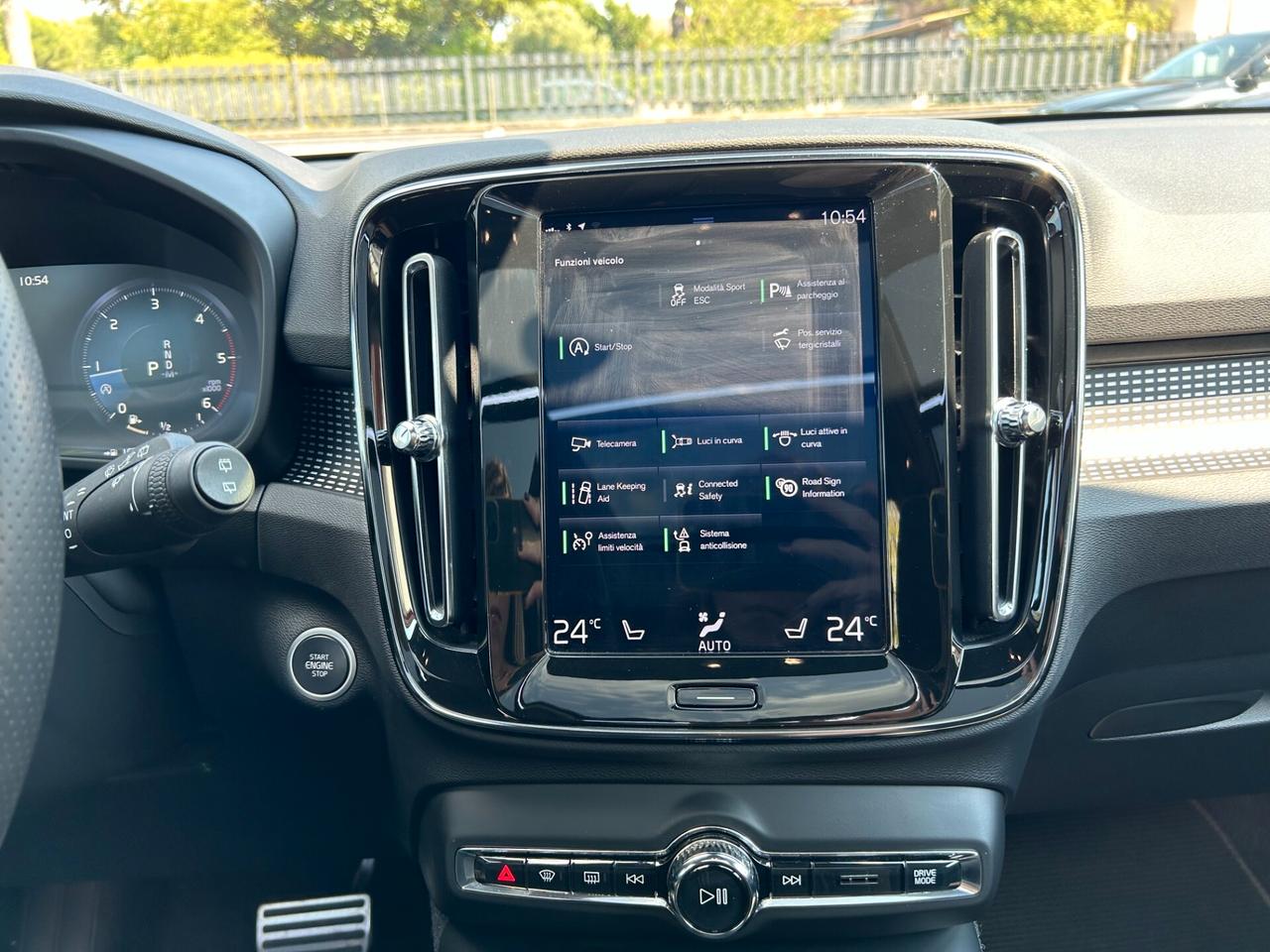 Volvo XC40 D4 AWD Geartronic R-design