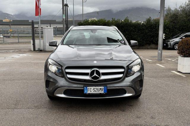 MERCEDES-BENZ GLA 200 d Automatic 4Matic Sport