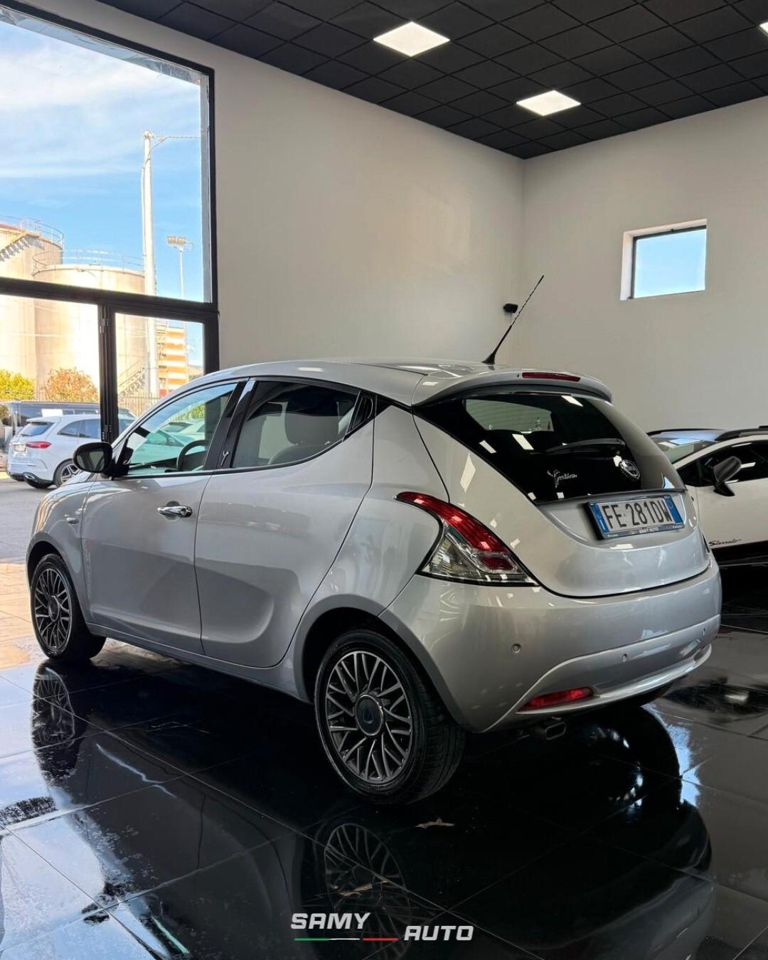 Lancia Ypsilon 1.3 MJT 16V 95 CV 5 porte S&S Platinum