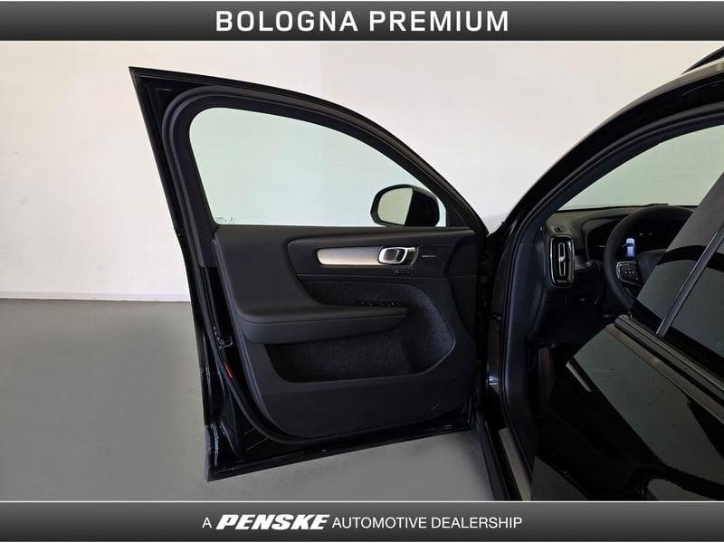 Volvo XC40 XC40 B3 automatico Plus Dark