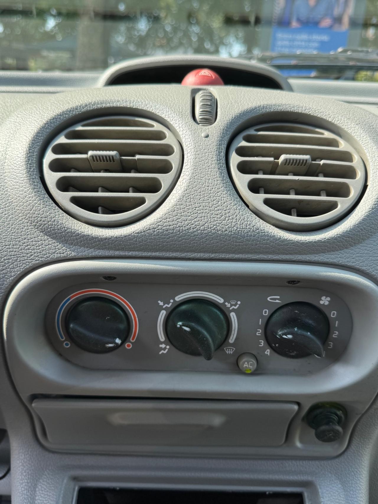 Renault Twingo 1.2i cat Expression