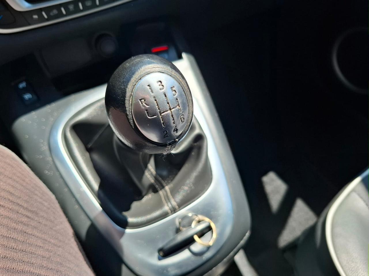 Renault Scenic 1.5 dCi del 2012 SOLO 96.000 KM