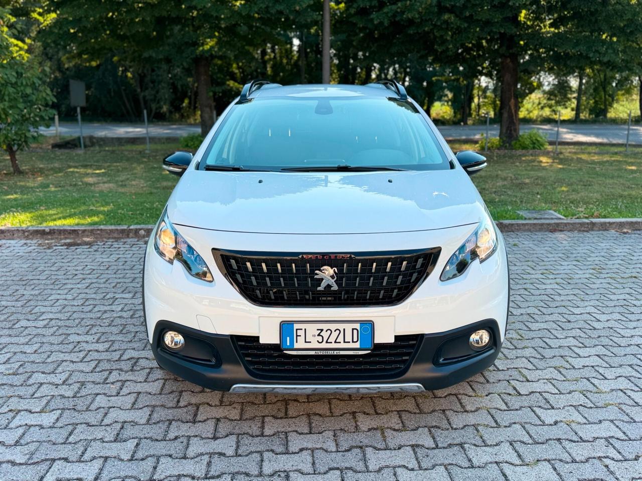 Peugeot 2008 PureTech Turbo 130 S&S Black Matt