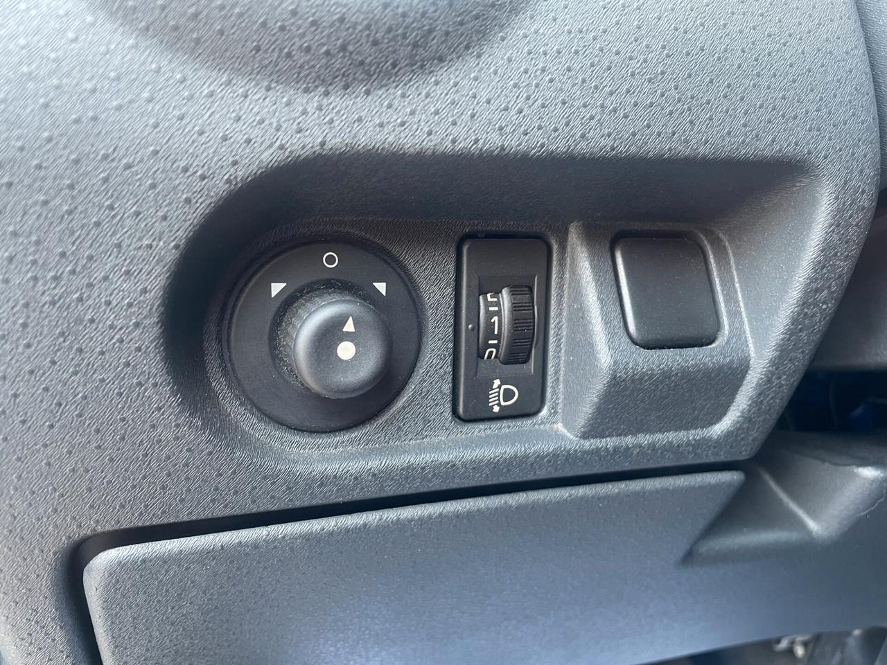 Citroen C3 NEOPATENTATI - DISTRIBUZIONE ESEGUITA